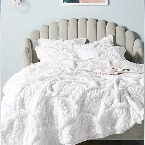 Anthropologie Rivulet quilt